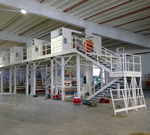 COSTRUZIONE COLOMBO opera nel settore della costruzione soppalchi metallici nelle zone di Milano, Varese, Novara